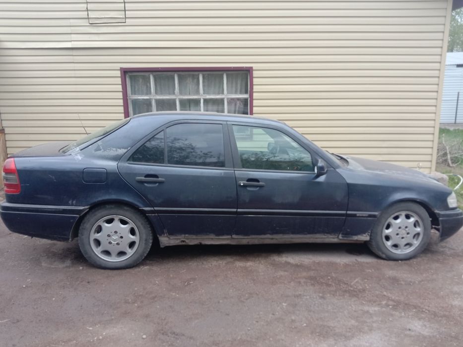 Продам машину срочно за 2 млн