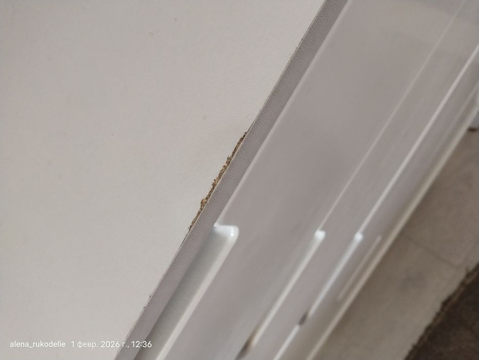 Комод белого цвета