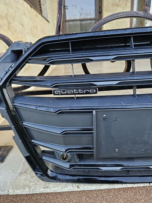 Grila bara fata Audi A5 B9