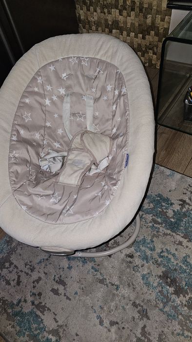 Balansoar bebe cu vibrații  in stare f buna