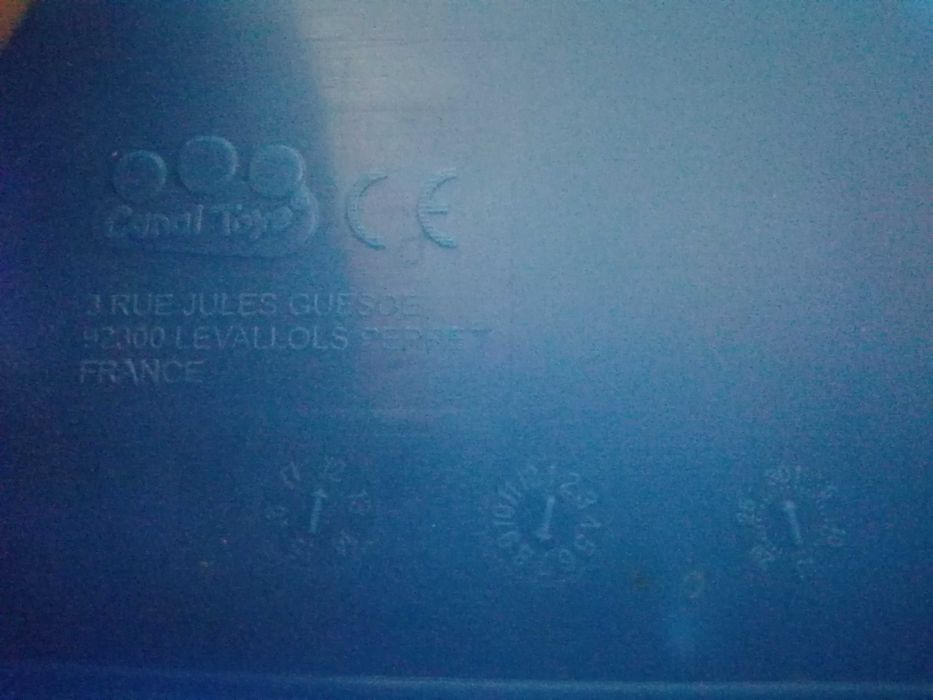 Детский стол со стулом