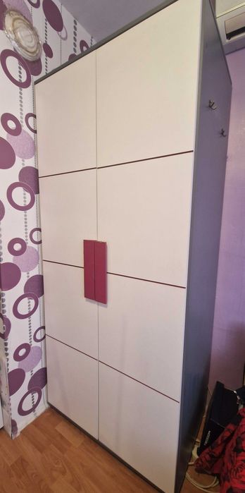 Гардероб в много добро състояние