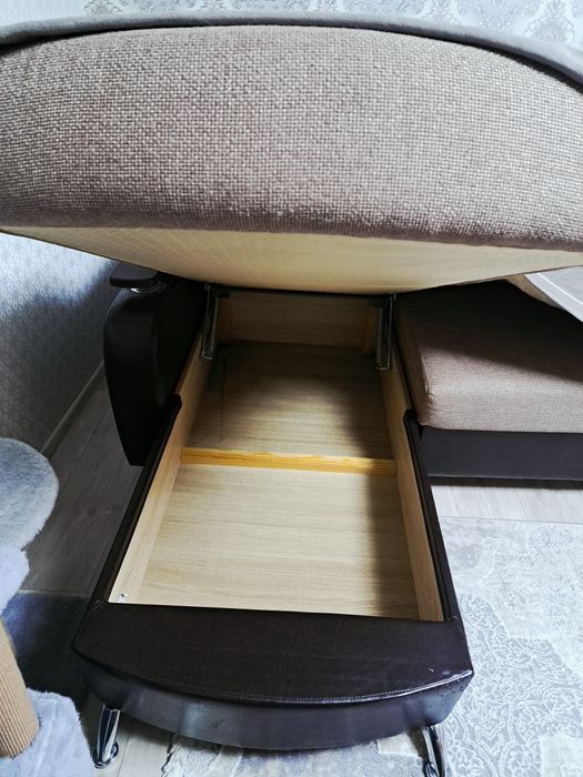 Продам мягкий уголок б/у