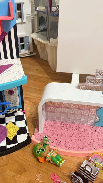 LOL OMG Комплект Mall of Surprises.