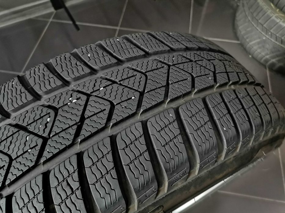 18” Зимен К-т BMW Джанти Style 570 M Гуми Датчик X1 F48 U11 U12 X2 F39