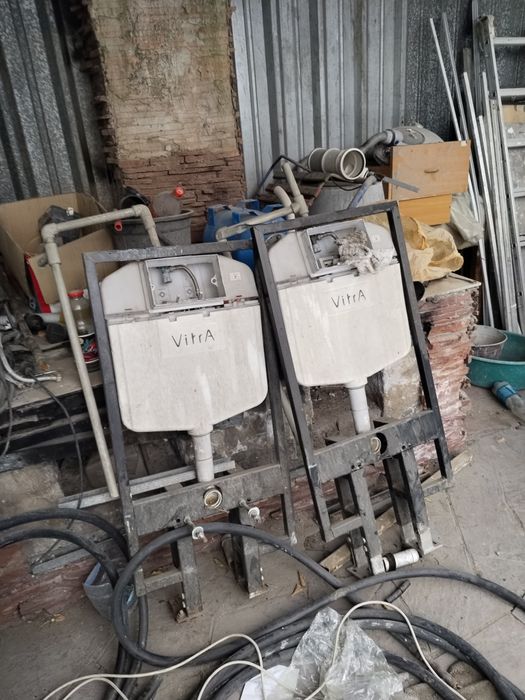 Продам инсталляцию в сборе с унитазом