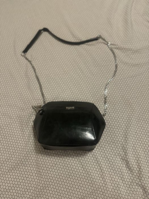 Лачена чанта, естествена кожа