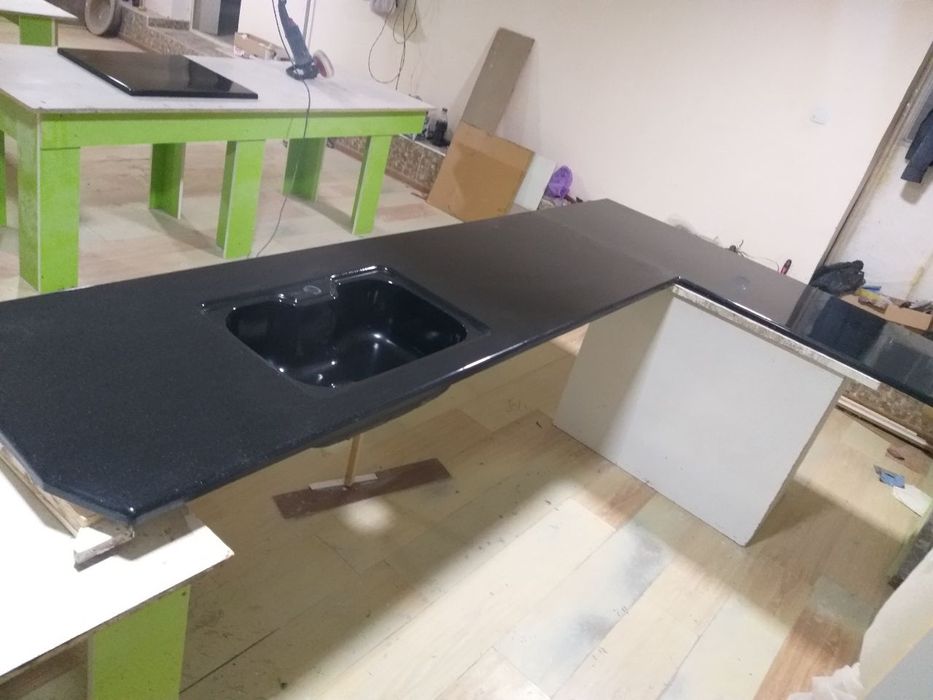 Ванна,ракавена,кухинний столецниса житкий гранетдан