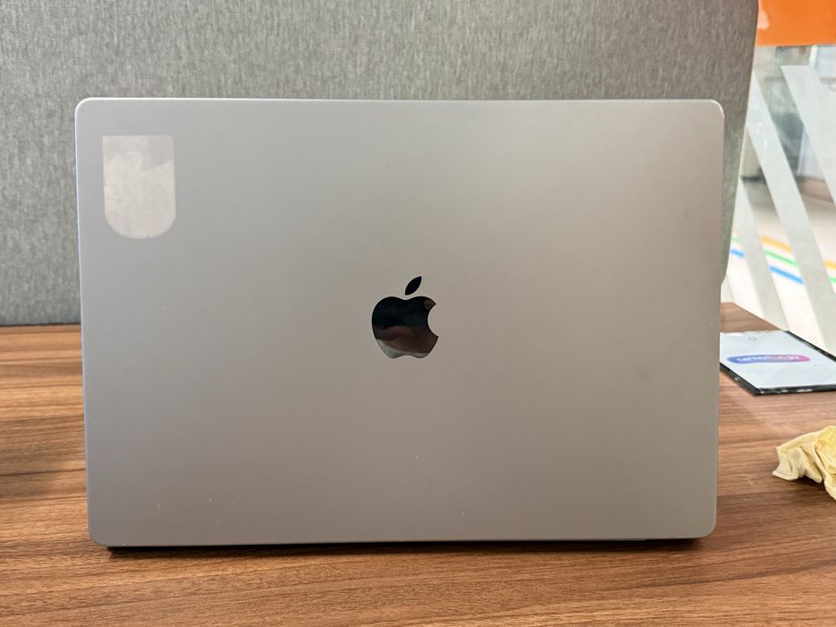 Macbook PRO m1PRO 16