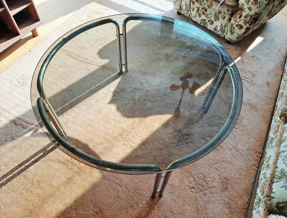 Холна маса от хром и опушено стъкло