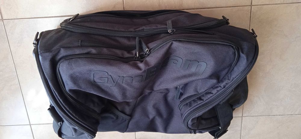 Спортна чанта Core Black - GymBeam