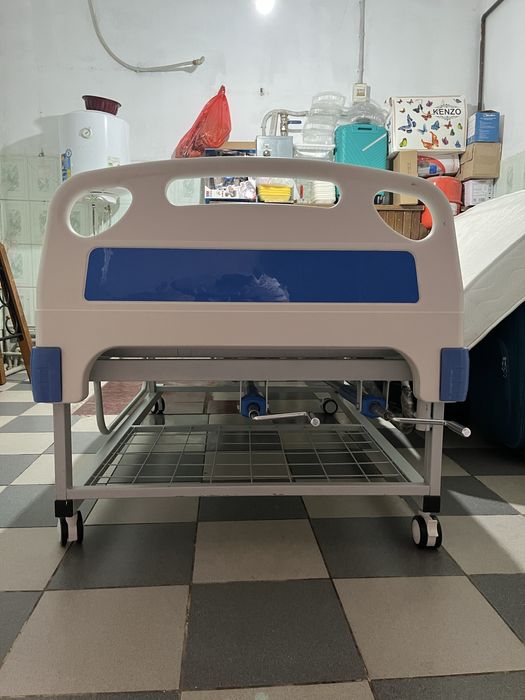 Инвалидная кровать