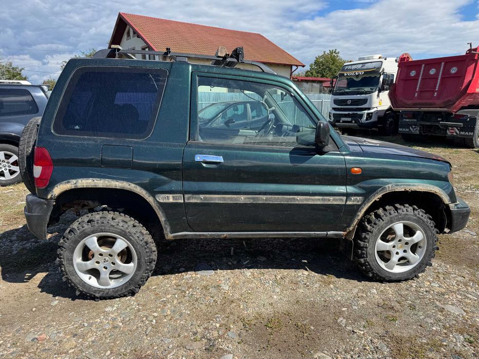 Dezmembrari Dezmembrez Piese piesa Dez auto Mitsubishi Pajero Pinin 1,8 GDI an 2000