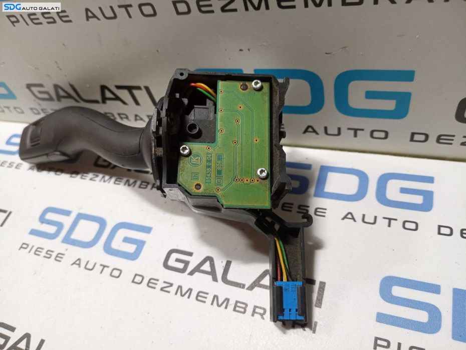 Maneta Stergator Stergatoare Parbriz Luneta Audi A3 8P 2004 - 2013 Cod 8P0953519E [M4892]