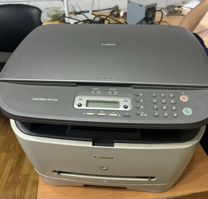 Принтер и сканер LaserBase MF3228