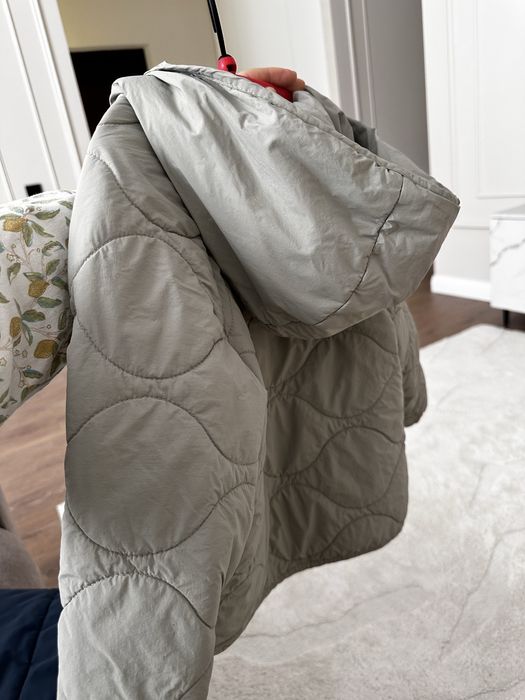 Легкая курточка Zara на девочку