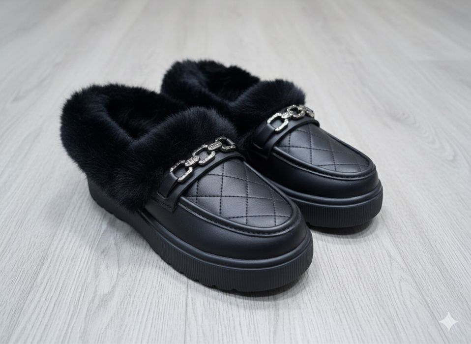 Ayollar poyabzallari