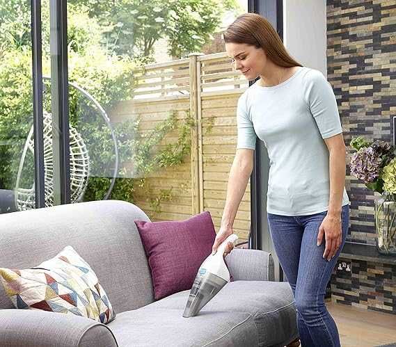 BLACK+DECKER dustbuster 3.6V безжична ръчна прахосмукачка, NVC115JL-QW