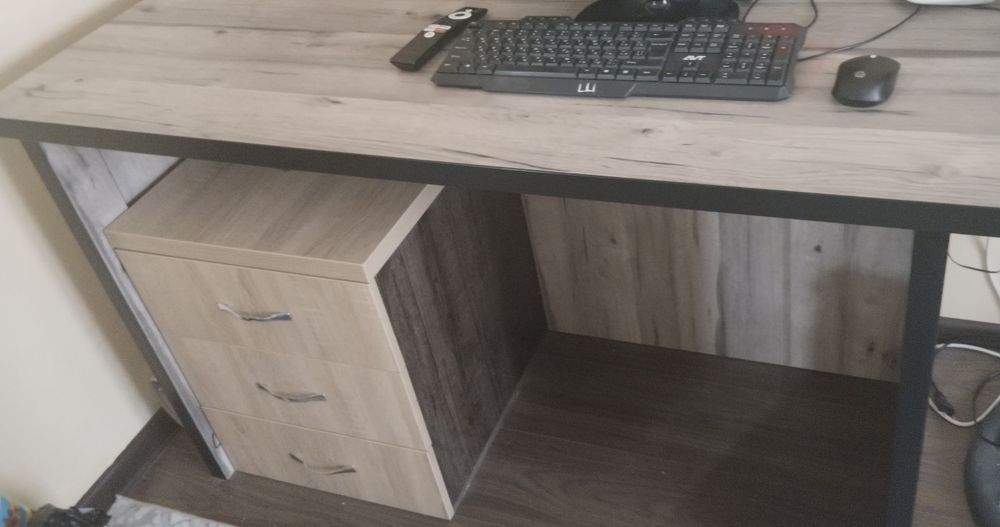 Mebel sotiladi hamasi