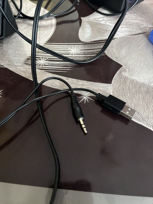 Тонколонки за компютър