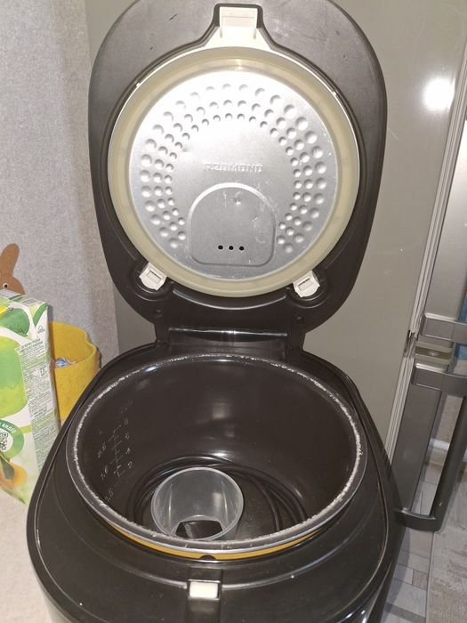 Продам мультиварку