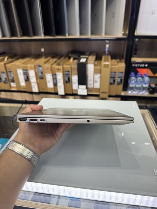 HP Pavilion  13.3" IPS 300nits AMD Ryzen 5 5600U 16GB LPDDR4 256GB SSD