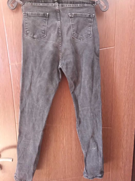 Дълбоки дамски дънки