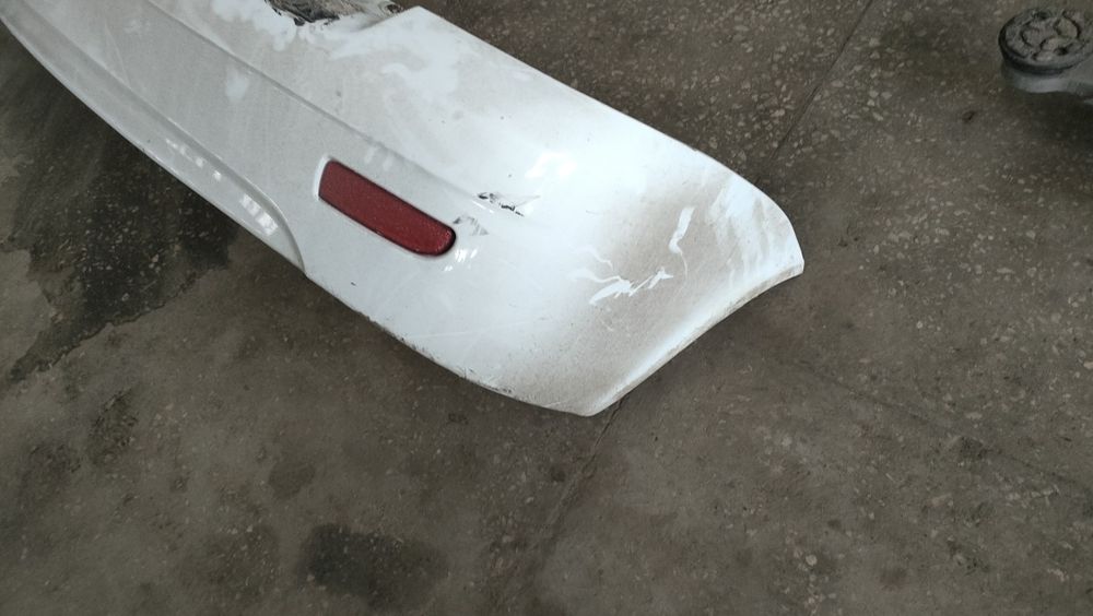 Продам бампер приора1