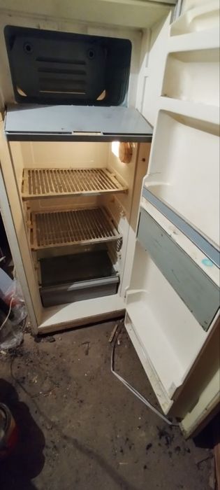 Продаётся холодильник