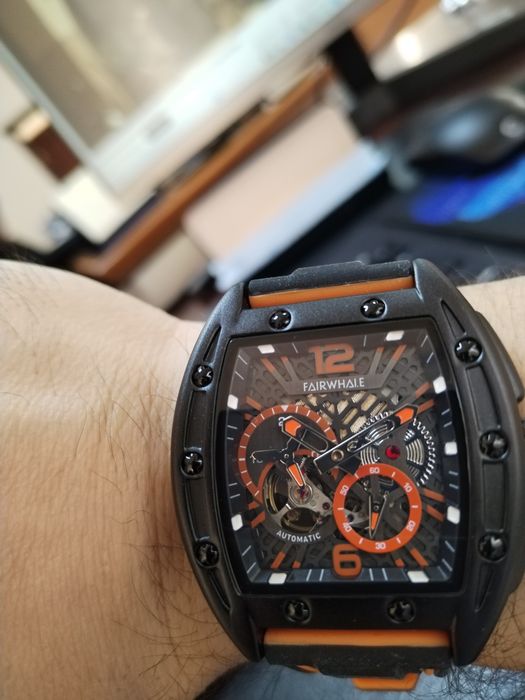 Продам часы Mark Fairwhale original