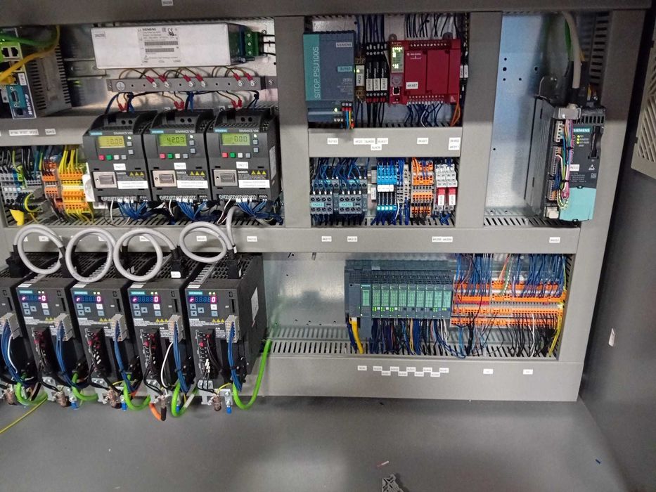 Electrician/Servicii instalatii electrice