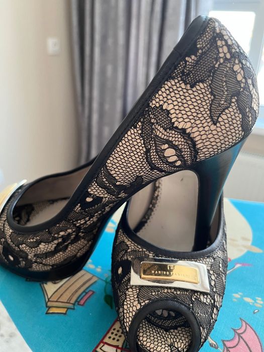 Продам вечерние туфли