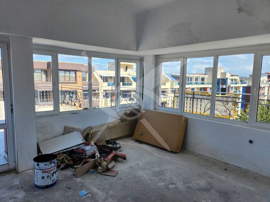 Продава се Многостаен апартамент в Поморие - 200 кв.м за 1000 €/кв.м - Снимка #12