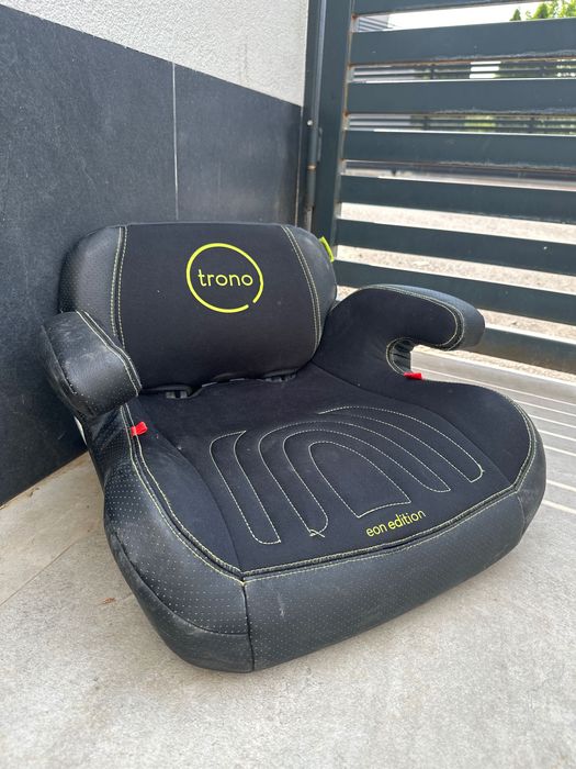 Столче за от 5-12 год  допълнително има облегалка и е много компакно