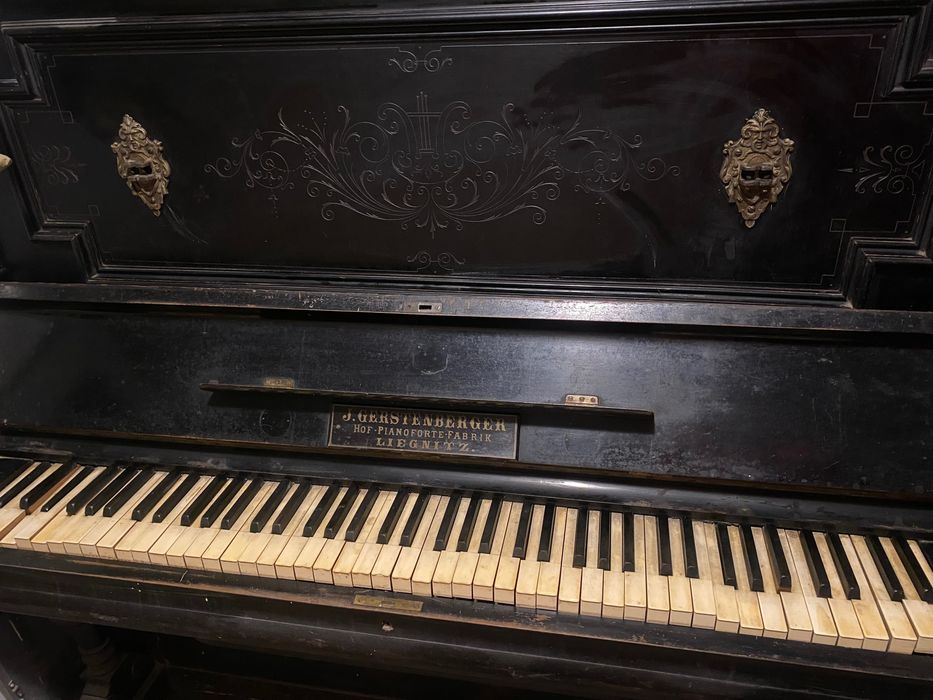 Pianina Germana veche