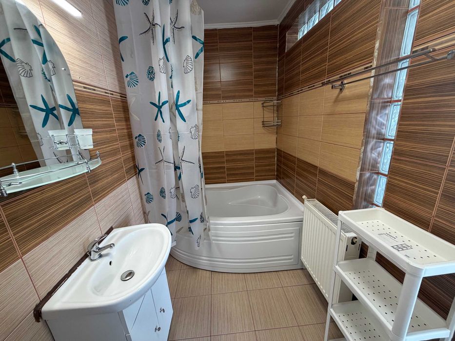 Apartament 3 camere - mansarda - Vasile Aaron