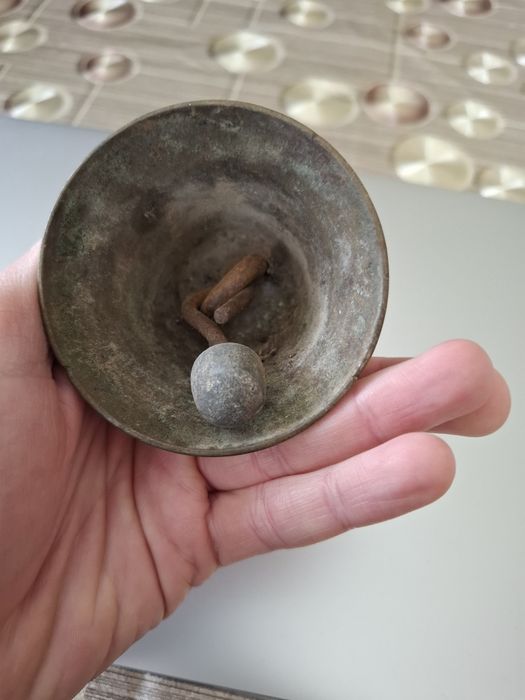 Стара камбана номер 9