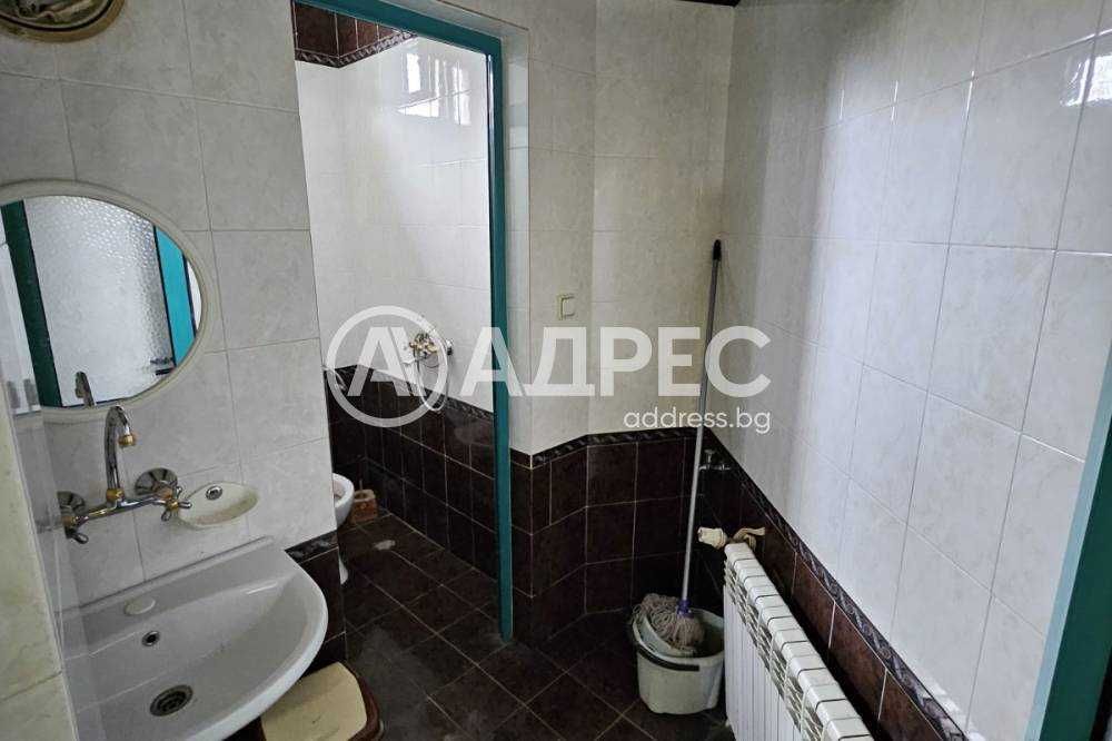 Дава се под наем Магазин в Разград, Център - 3018 кв.м за 4080 € - Снимка #6