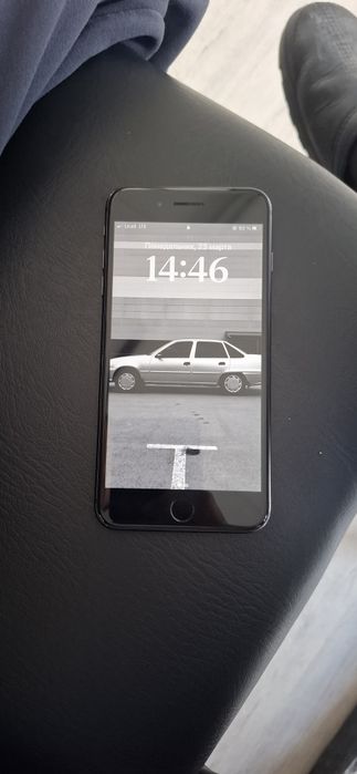 Tel sotiladi nomei iphone 8+ narxi 1.5 mln ozro kelishadigan joyi bor