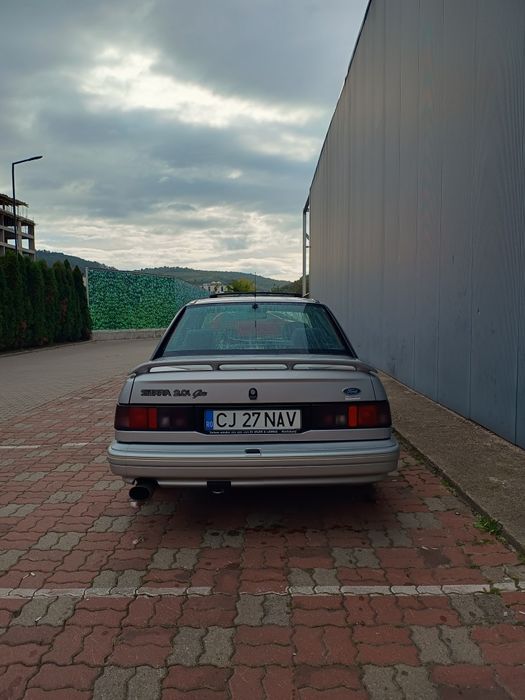 Ford sierra ghia automata