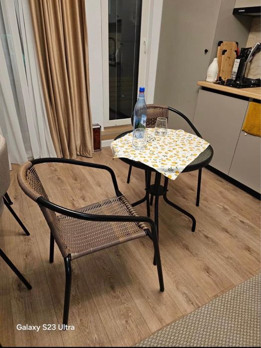 Masa si scaune pentru balcon