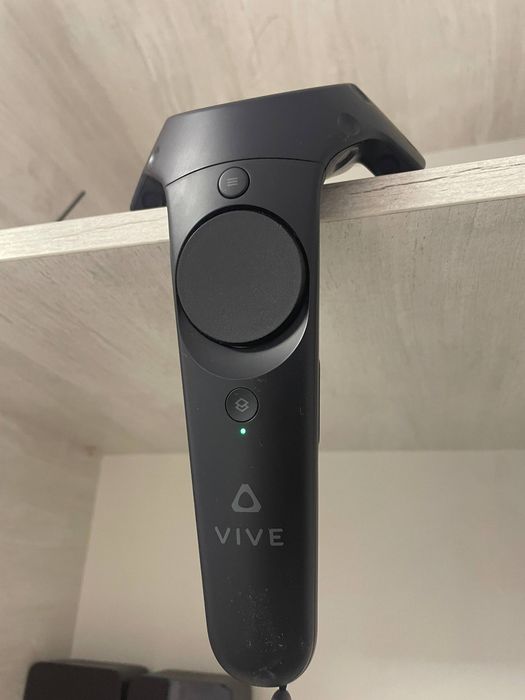 VR шлем HTC Vive (полный комплект)