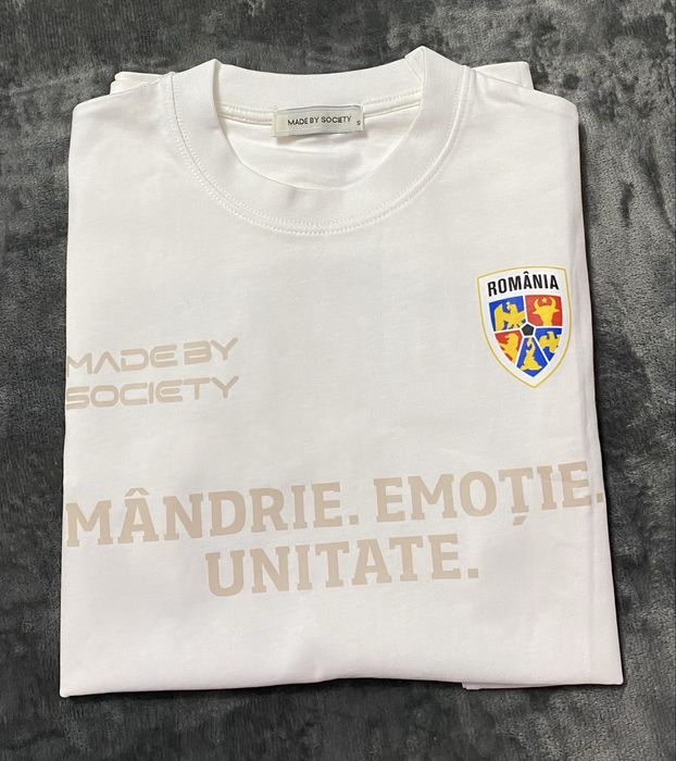 Vand tricou nou de barbati Made by Society