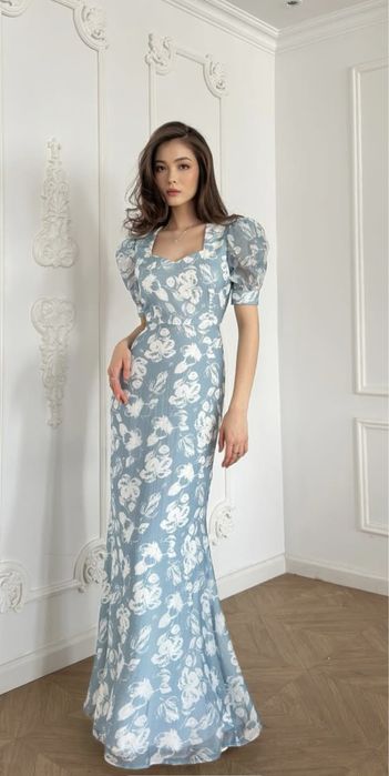 платье от бренда Bergamo.kzz