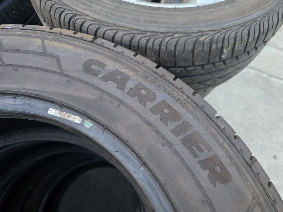 4бр Като нови летни гуми за Бус 215 65 16С - Pirelli - DOT 2023