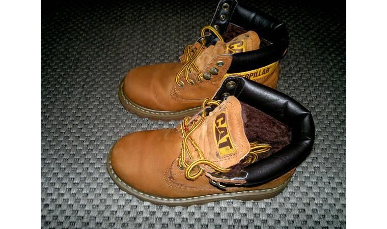 Продам ботинки зимние Caterpillar (Оригинал)