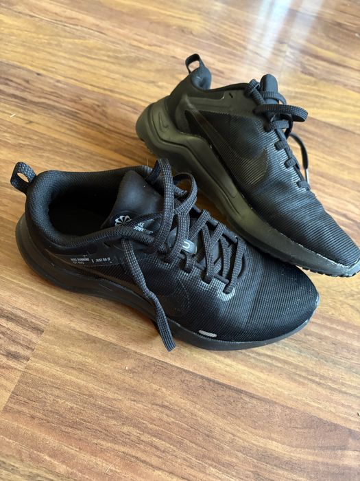 Nike дамски (момиче)