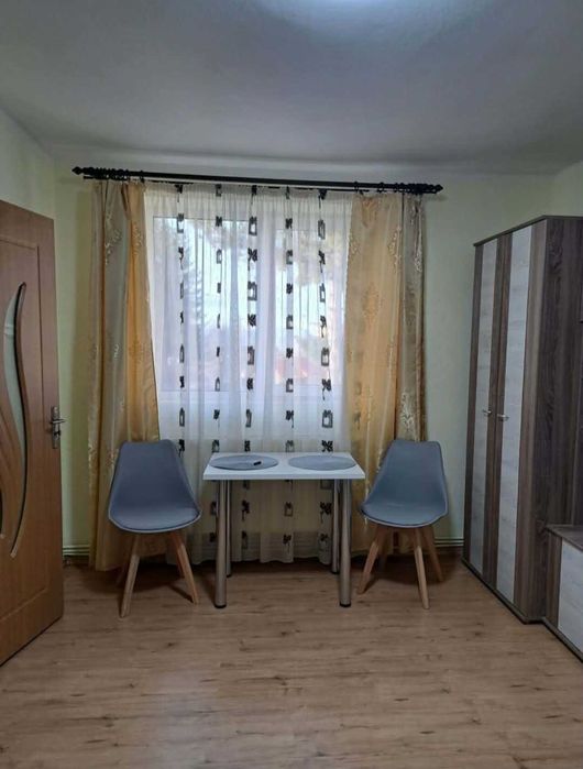 Apartament de închiriat