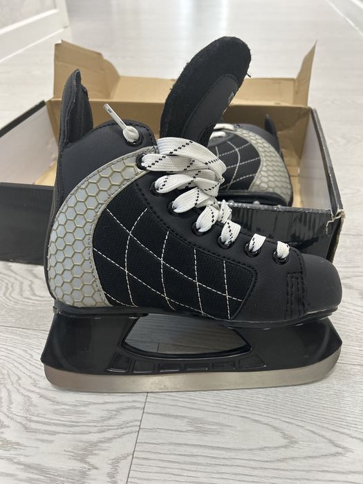 Коньки детские фирма BAUD