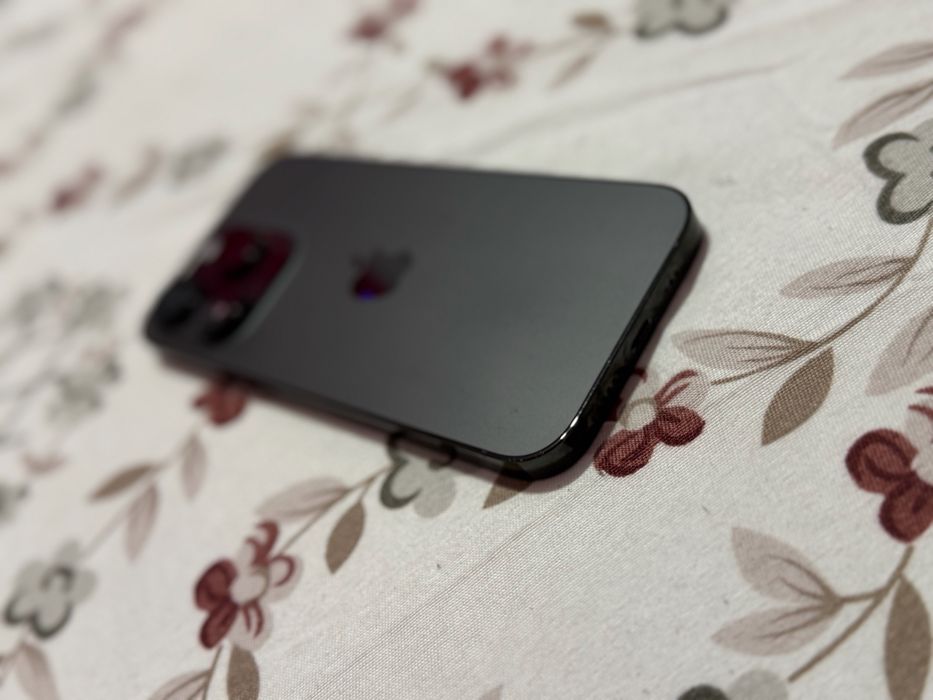 Apple Iphone 14 Pro , Pentru Recarosare,Piese ( Placa defecta )
